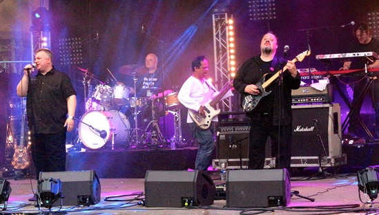 NOTP 2015 Steve Rothery Band